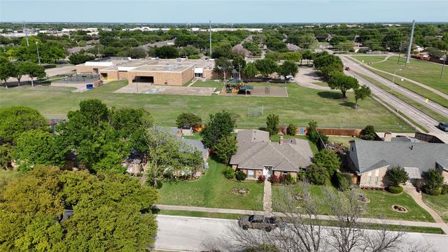 613 Palomar Lane, Richardson, TX 75081