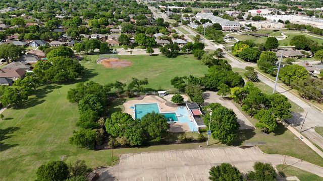613 Palomar Lane, Richardson, TX 75081