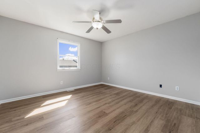 580 Coshocton Avenue, Thornville, OH 43076