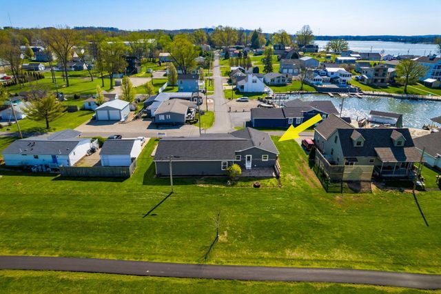 580 Coshocton Avenue, Thornville, OH 43076