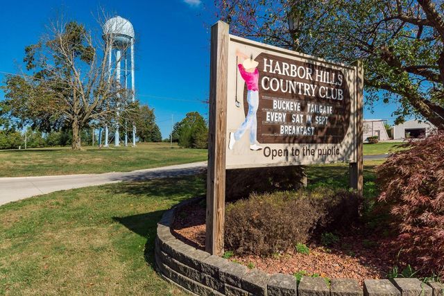 580 Coshocton Avenue, Thornville, OH 43076