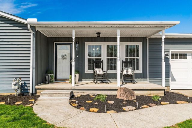 580 Coshocton Avenue, Thornville, OH 43076