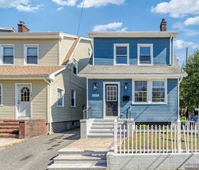 565 Chestnut Street, Orange, NJ 07050