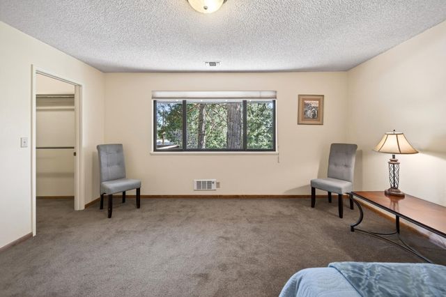 4120 Sugar Pine Dr, Pollock Pines, CA 95726