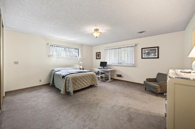 4120 Sugar Pine Dr, Pollock Pines, CA 95726