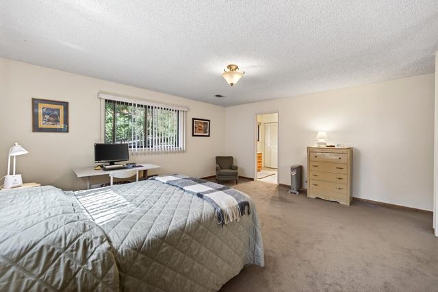 4120 Sugar Pine Dr, Pollock Pines, CA 95726