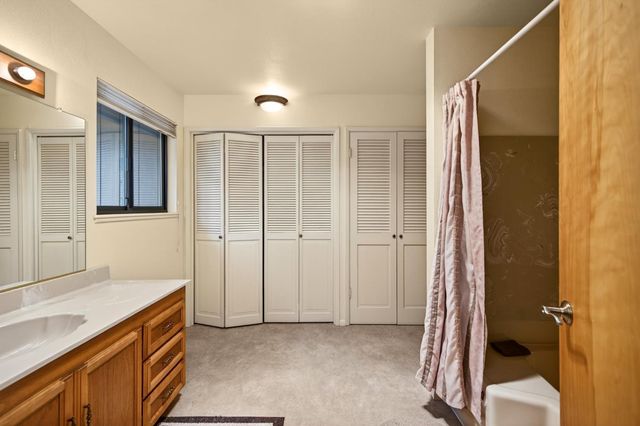 4120 Sugar Pine Dr, Pollock Pines, CA 95726