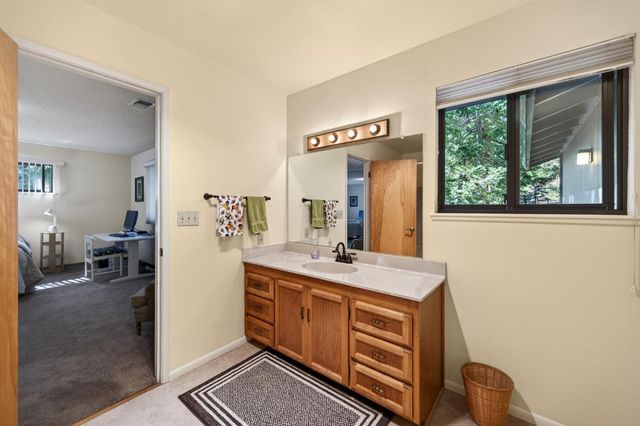 4120 Sugar Pine Dr, Pollock Pines, CA 95726