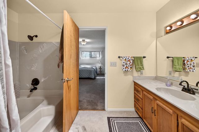 4120 Sugar Pine Dr, Pollock Pines, CA 95726