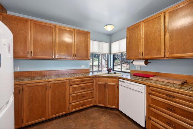 4120 Sugar Pine Dr, Pollock Pines, CA 95726