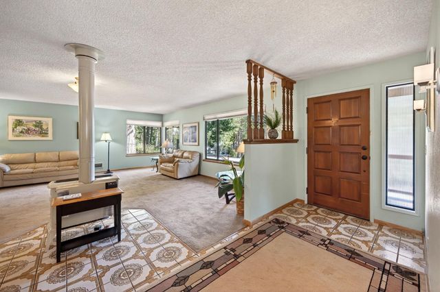 4120 Sugar Pine Dr, Pollock Pines, CA 95726