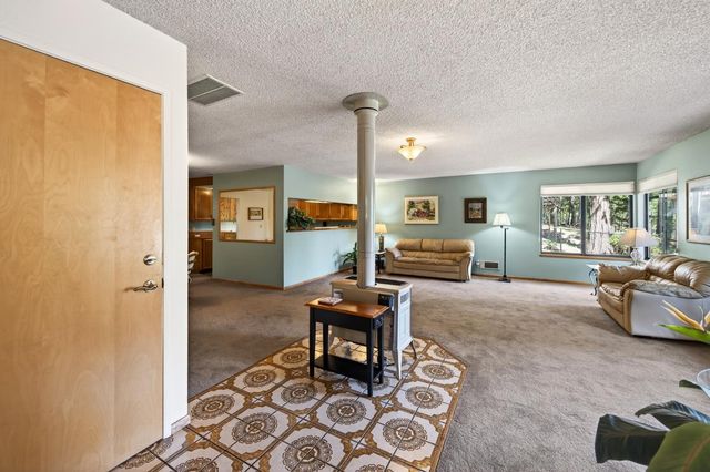 4120 Sugar Pine Dr, Pollock Pines, CA 95726