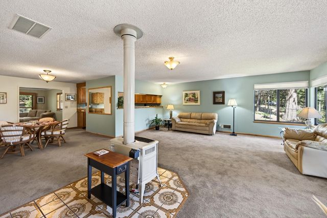 4120 Sugar Pine Dr, Pollock Pines, CA 95726