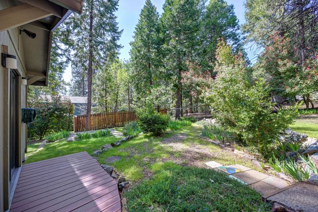 4120 Sugar Pine Dr, Pollock Pines, CA 95726