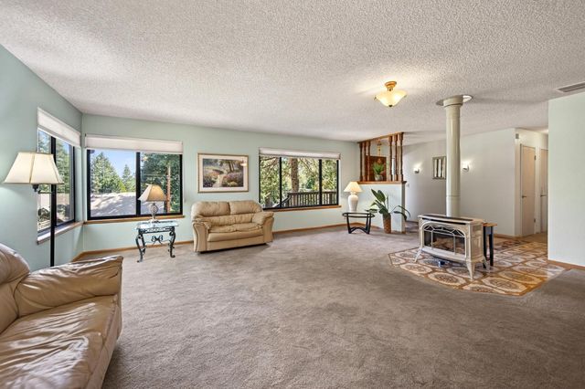 4120 Sugar Pine Dr, Pollock Pines, CA 95726