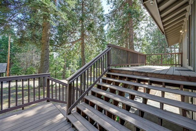 4120 Sugar Pine Dr, Pollock Pines, CA 95726