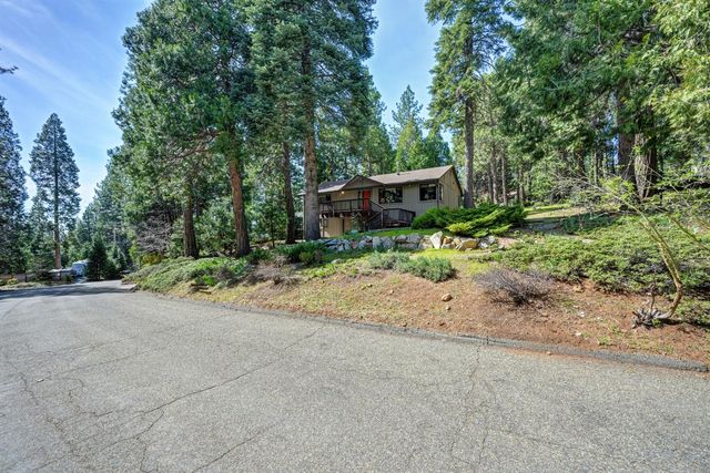 4120 Sugar Pine Dr, Pollock Pines, CA 95726