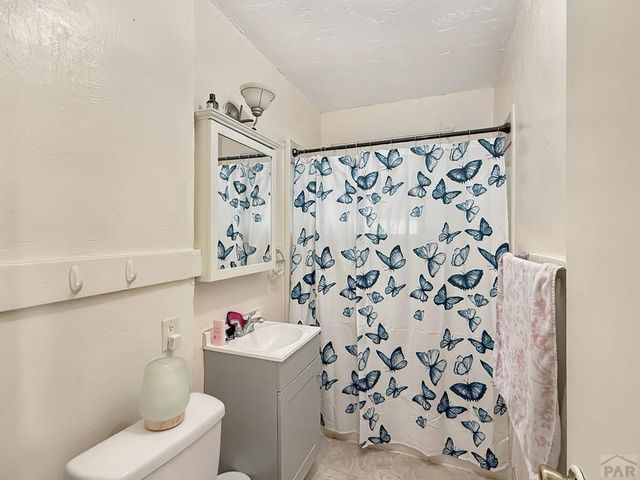 2601 5th Ave, Pueblo, CO 81003