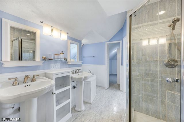 203 San Mateo DR, Bonita Springs, FL 34134