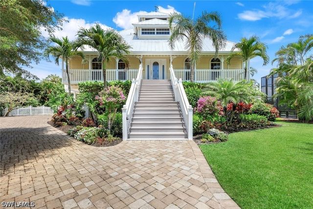 203 San Mateo DR, Bonita Springs, FL 34134
