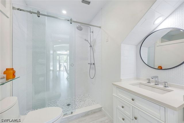 203 San Mateo DR, Bonita Springs, FL 34134