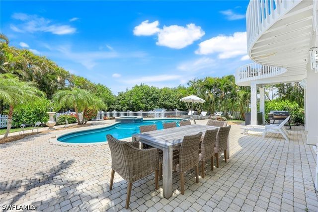 203 San Mateo DR, Bonita Springs, FL 34134