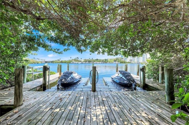 203 San Mateo DR, Bonita Springs, FL 34134