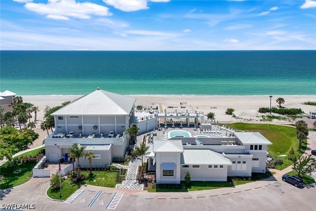 203 San Mateo DR, Bonita Springs, FL 34134