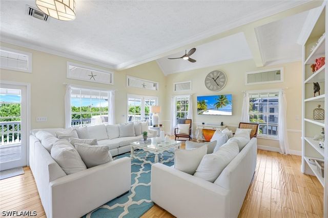 203 San Mateo DR, Bonita Springs, FL 34134