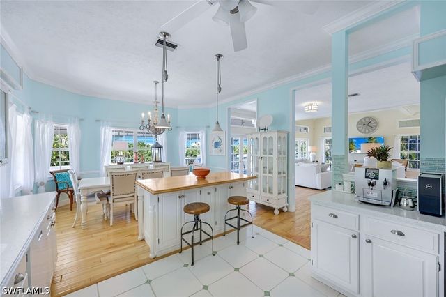 203 San Mateo DR, Bonita Springs, FL 34134