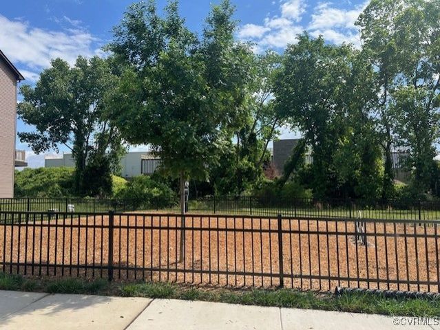 2033 Tobacco Mill St, Richmond, VA 23225