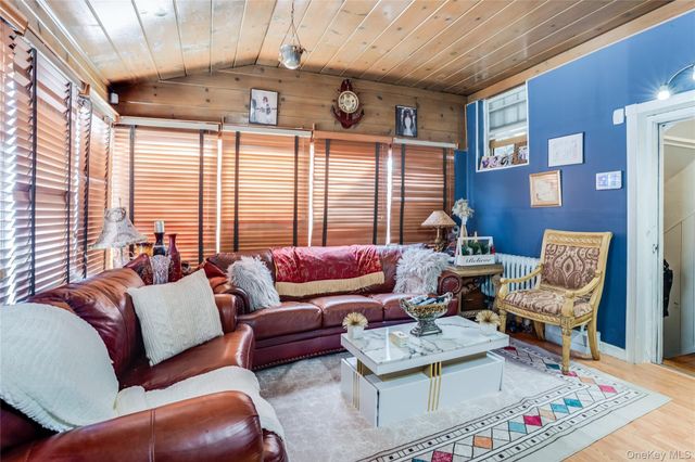 122 Hamilton Road Road, Hempstead, NY 11550