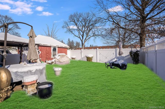 122 Hamilton Road Road, Hempstead, NY 11550