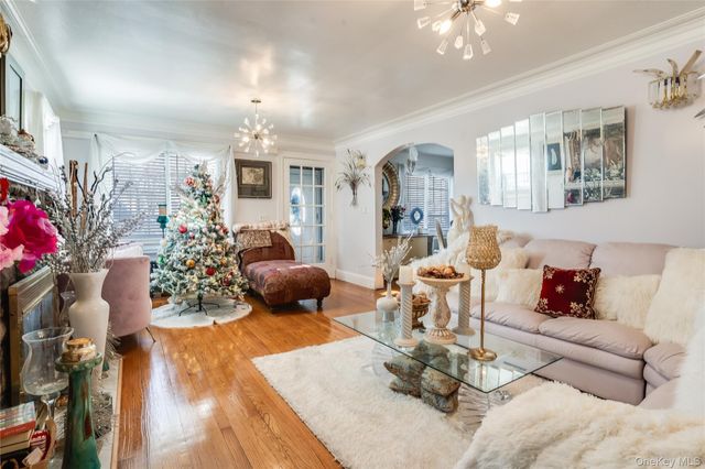 122 Hamilton Road Road, Hempstead, NY 11550