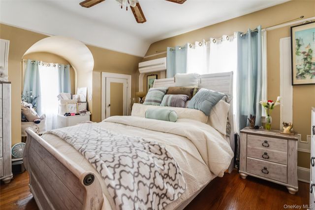 122 Hamilton Road Road, Hempstead, NY 11550