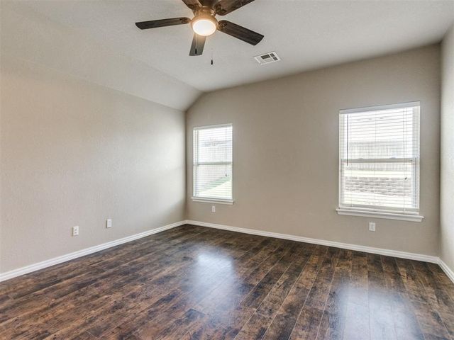 416 Rolling Meadow Drive, Noble, OK 73068