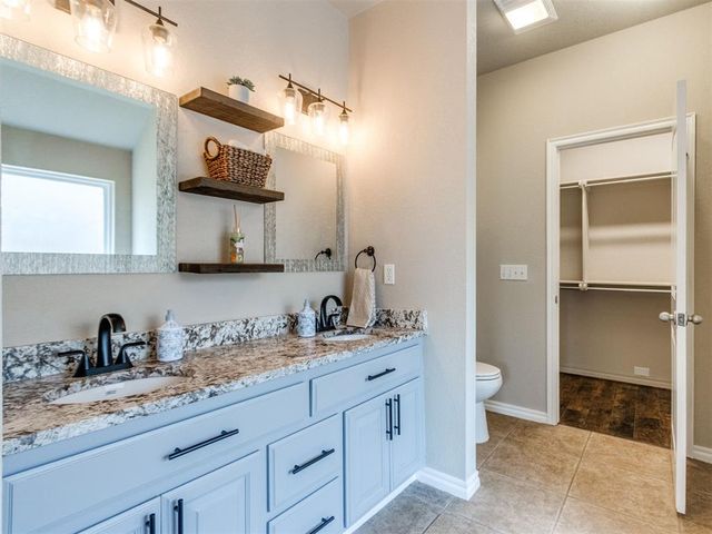 416 Rolling Meadow Drive, Noble, OK 73068