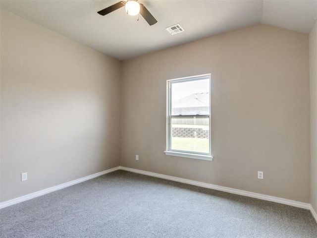 416 Rolling Meadow Drive, Noble, OK 73068