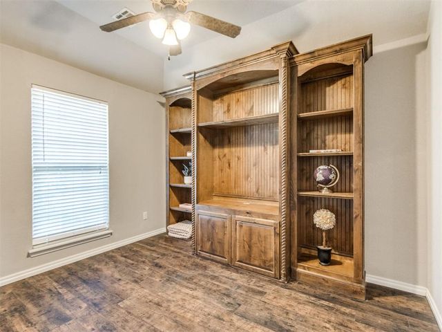 416 Rolling Meadow Drive, Noble, OK 73068