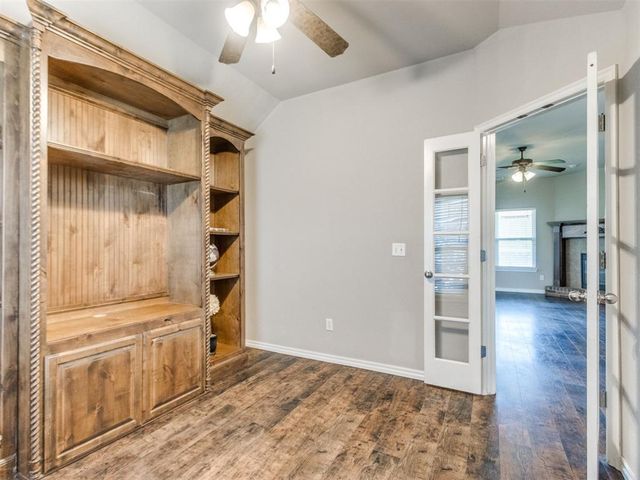 416 Rolling Meadow Drive, Noble, OK 73068