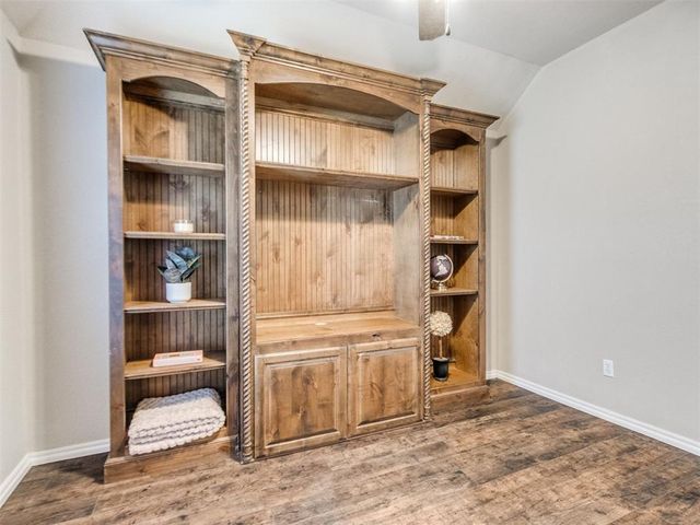 416 Rolling Meadow Drive, Noble, OK 73068
