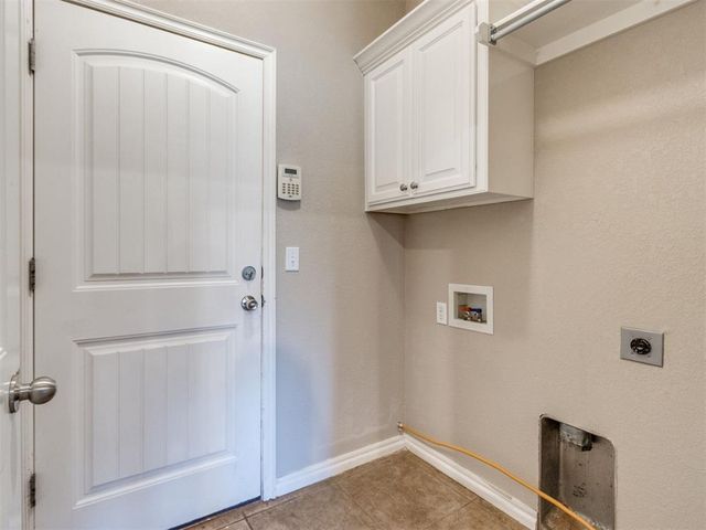416 Rolling Meadow Drive, Noble, OK 73068