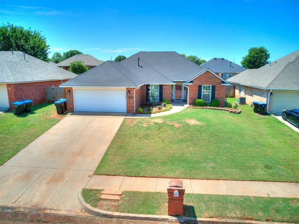 416 Rolling Meadow Drive, Noble, OK 73068
