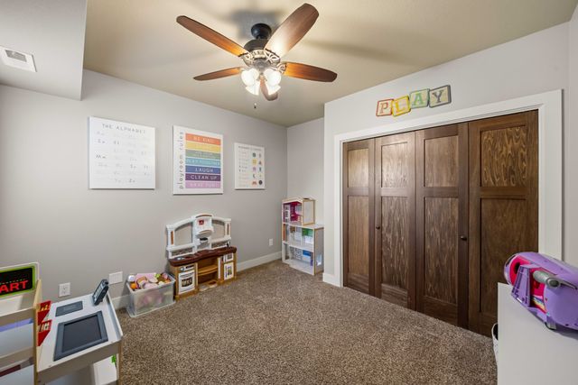 909 NW 3rd Court, Grimes, IA 50111