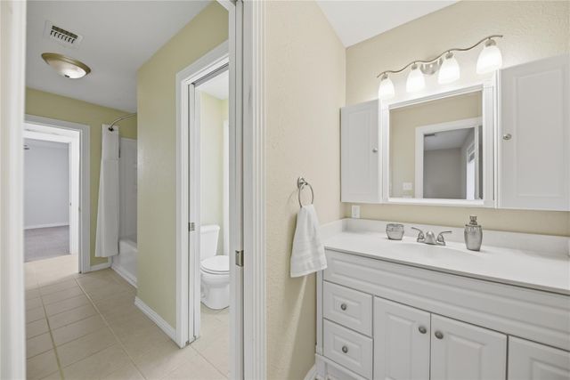 1017 Buescher Road, Columbus, TX 78934