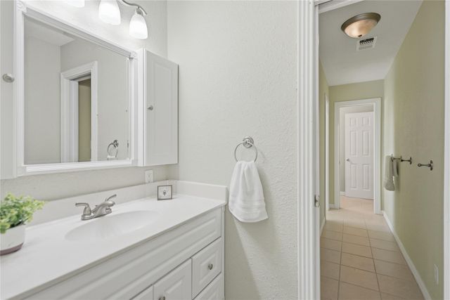 1017 Buescher Road, Columbus, TX 78934