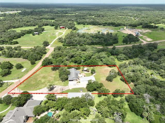 1017 Buescher Road, Columbus, TX 78934