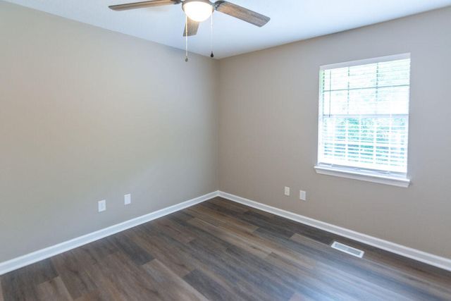 5722 Moody Sawyer Road B, Hixson, TN 37343