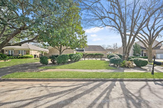 2807 Glenn Lakes Lane, Missouri City, TX 77459