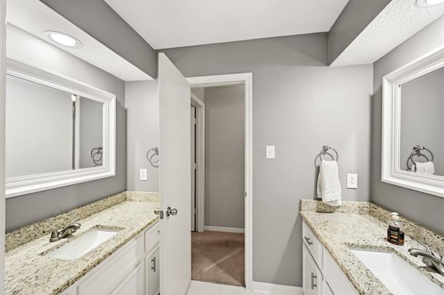 2807 Glenn Lakes Lane, Missouri City, TX 77459